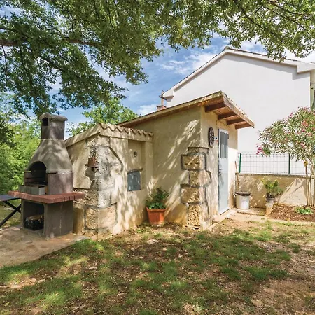 2 Bedroom Beautiful In